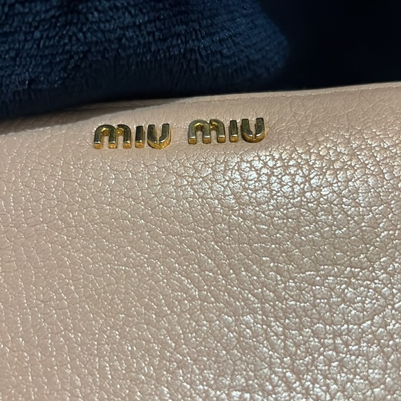 Tan miu miu wallet - Picture 2 of 16